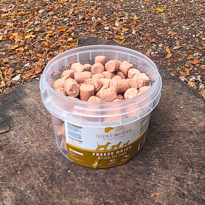 Simply Jaspers Chicken and Sweet Potato Freeze Dried Dog Treats